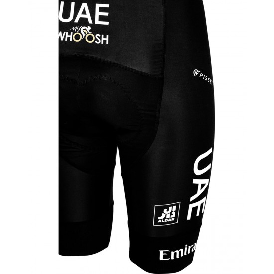 UAE TEAM EMIRATES 2023 Set(Radtrikot+Trägerhose) UAE TEAM EMIRATES 2023 Set(Radtrikot+Trägerhose)