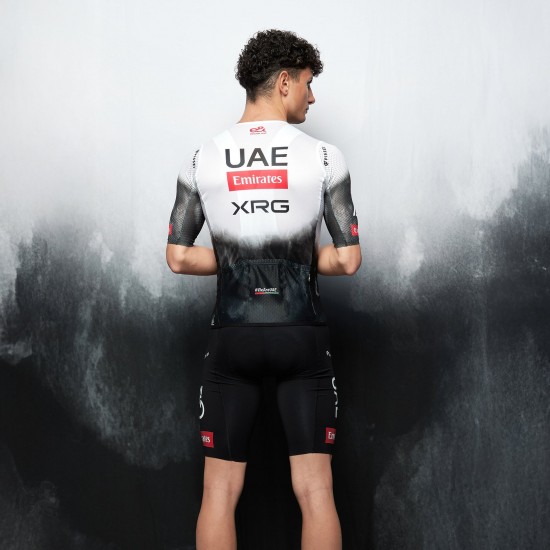 Bekleidung Herren UAE Team Emirates 2025 Magistrale Light Pissei trikot Bekleidung Herren UAE Team Emirates 2025 Magistrale Light Pissei trikot