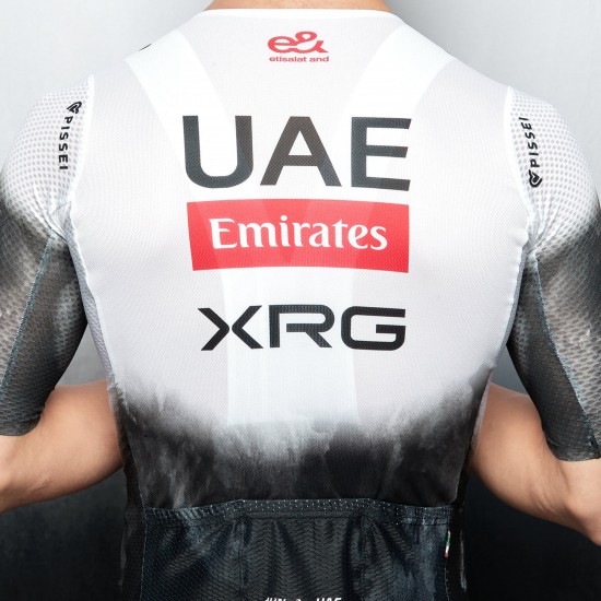 Bekleidung Herren UAE Team Emirates 2025 Magistrale Light Pissei trikot Bekleidung Herren UAE Team Emirates 2025 Magistrale Light Pissei trikot