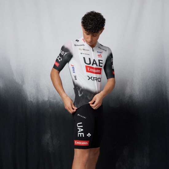 Bekleidung Herren Pissei UAE Team Emirates 2025 Magistrale trikot Bekleidung Herren Pissei UAE Team Emirates 2025 Magistrale trikot